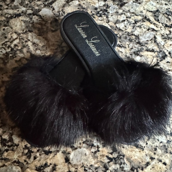 Lauren Lorraine Shoes - Lauren Lorraine Black Fur Slippers